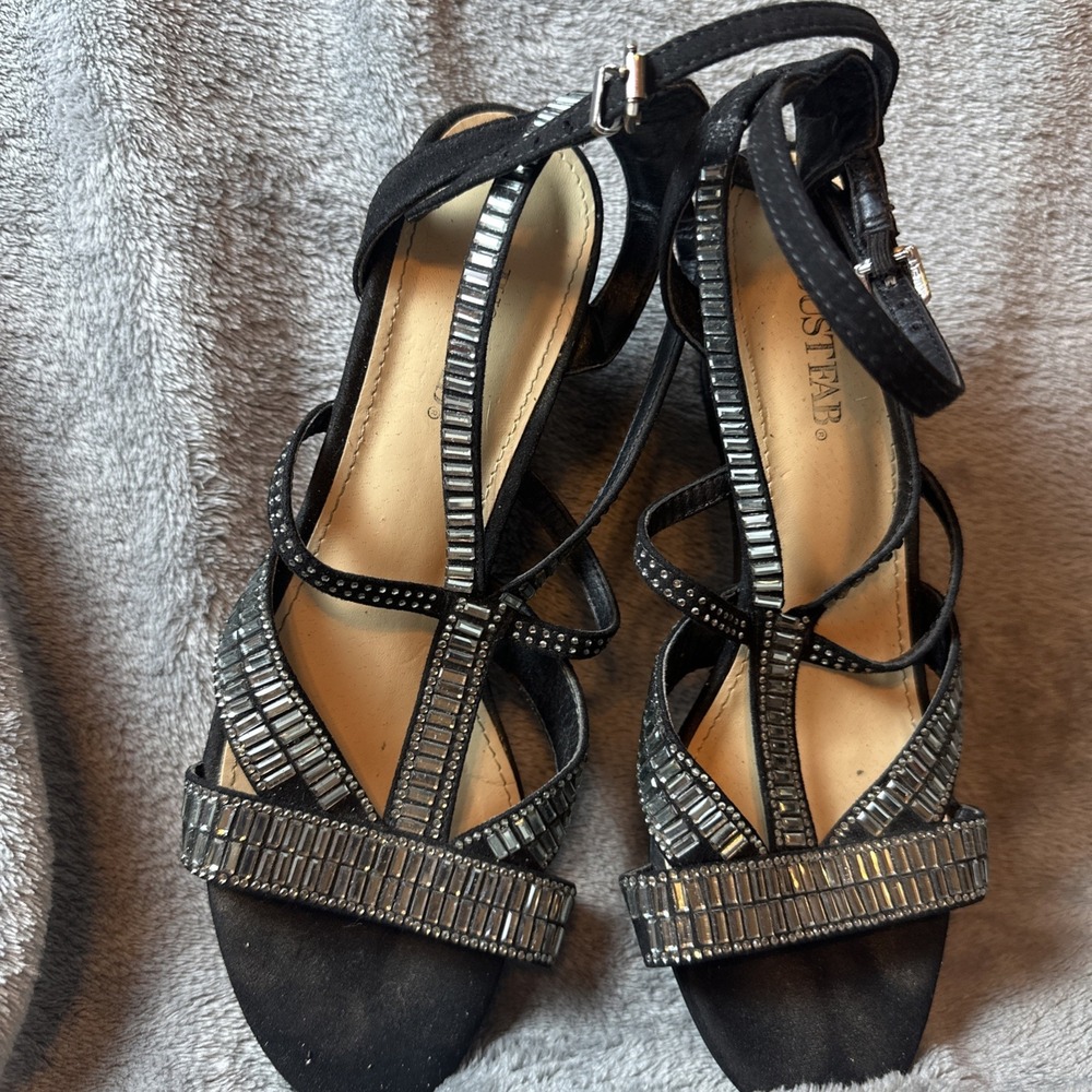 JustFab Women's Strappy Rhinestone Embellished Black Sandals Wedge Heels Sz sz 6